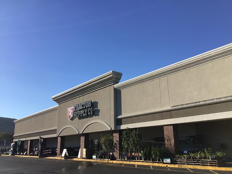 Tractor Supply Co. - Fort Payne, AL