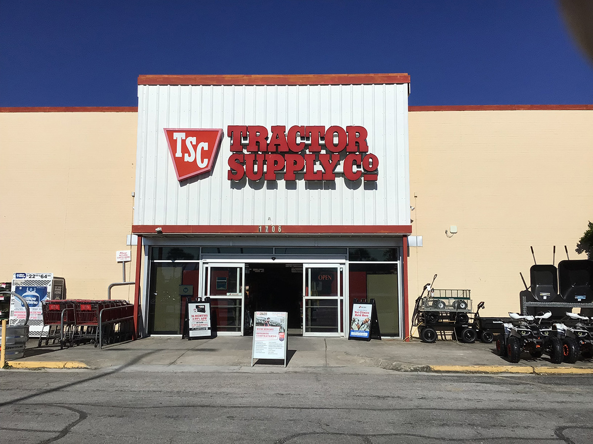 Tractor Supply Co. - Leesburg, FL 34748 - (352)787-7333 | ShowMeLocal.com