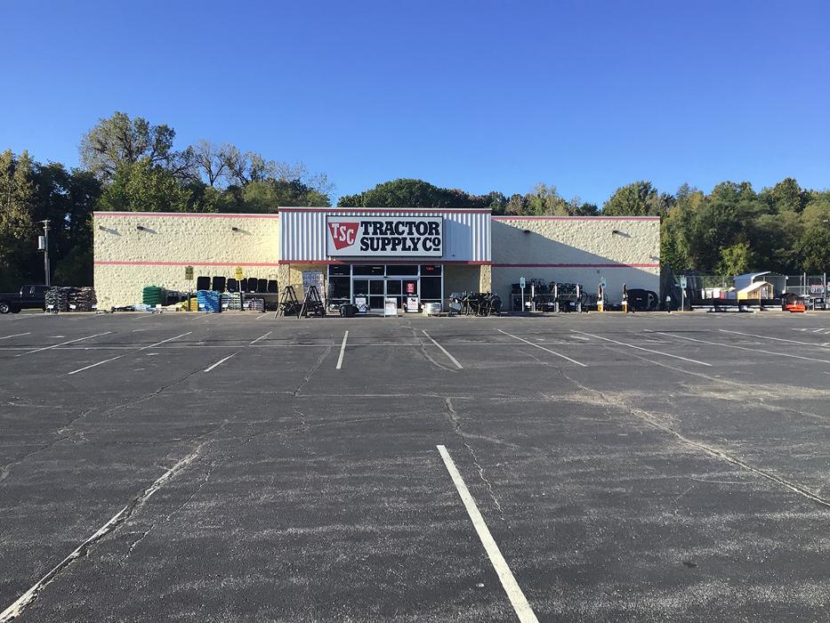 Tractor Supply Co. - Alton, IL