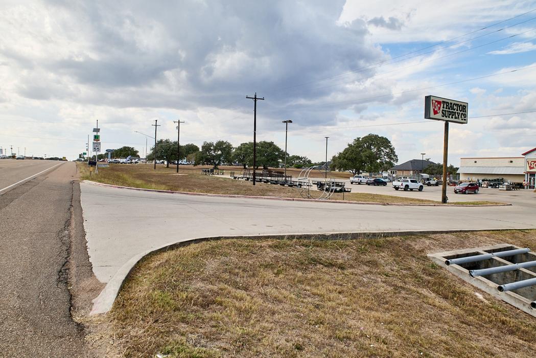 Tractor Supply Co. - Cuero, TX