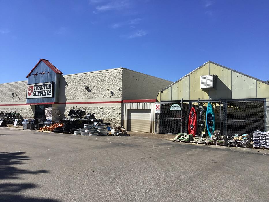 Tractor Supply Co. Image