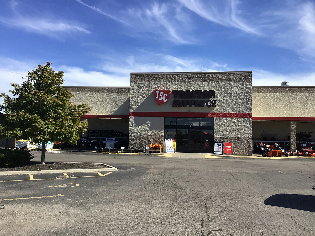 Tractor Supply Co. - Urbana, OH 43078 - (937)653-3012 | ShowMeLocal.com