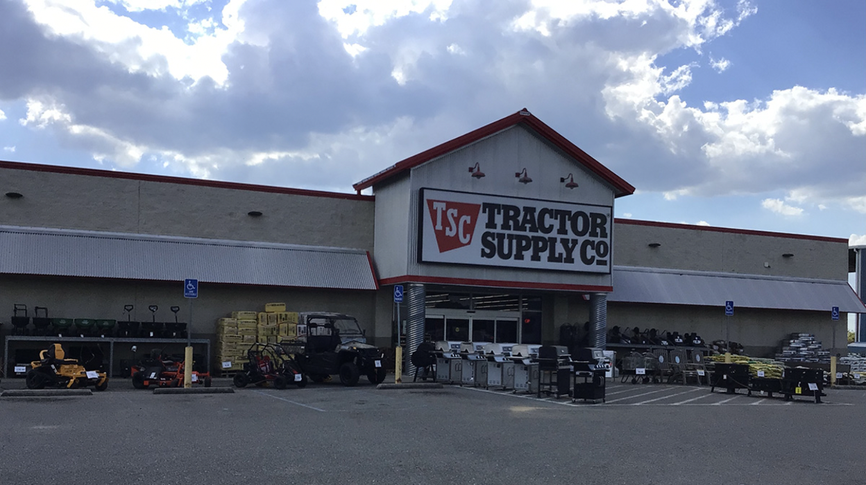 Tractor Supply Co. - New Iberia, LA
