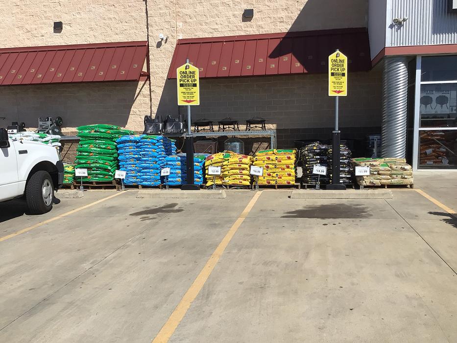 Tractor Supply Co. Image
