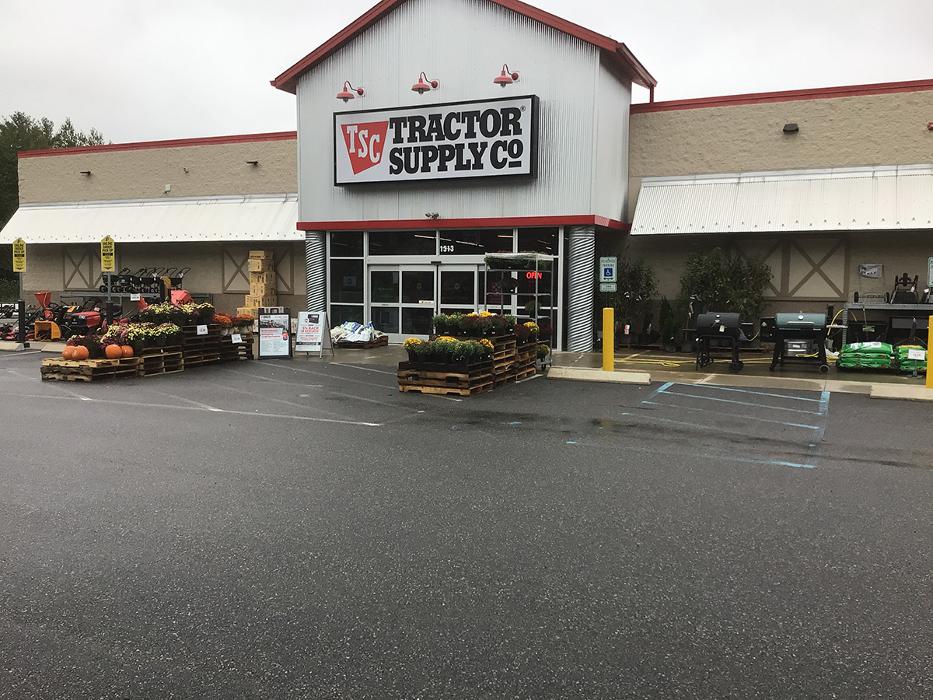 Tractor Supply Co. - Millis, MA