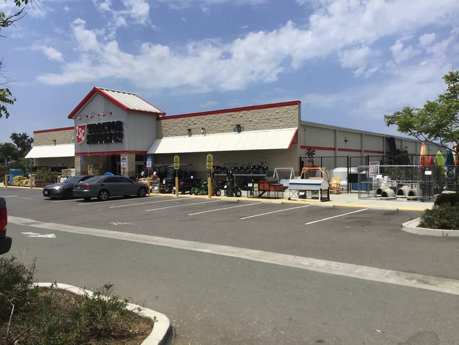 Tractor Supply Co. Logo