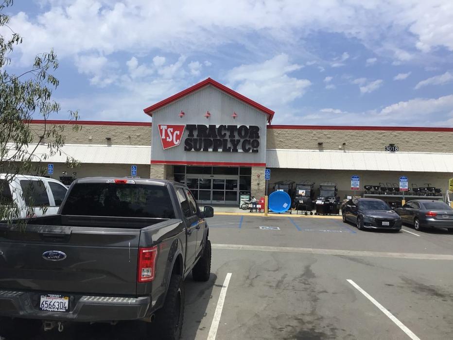 Tractor Supply Co. Image