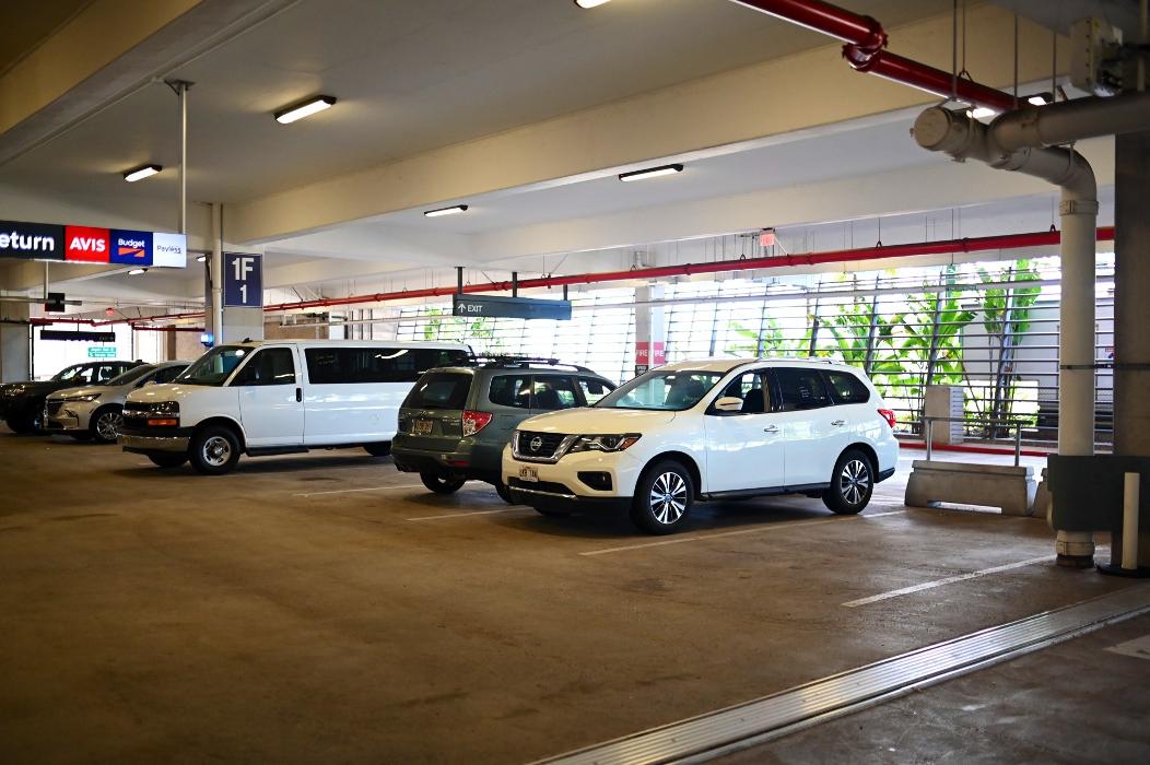 Avis Car Rental - Kahului, HI