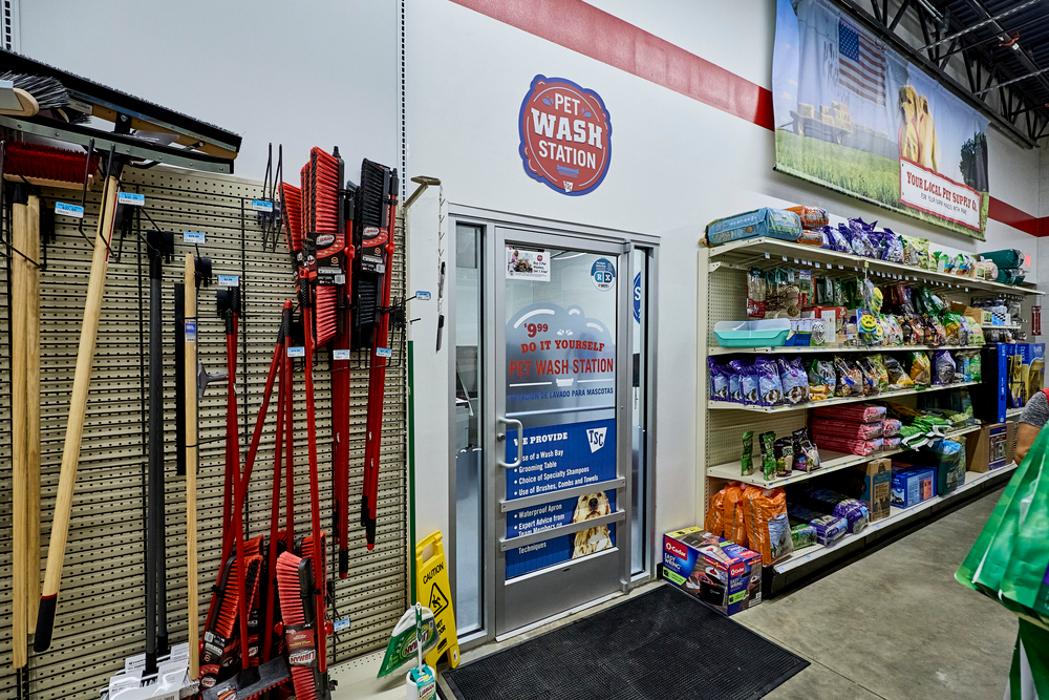 Tractor Supply Co. Image