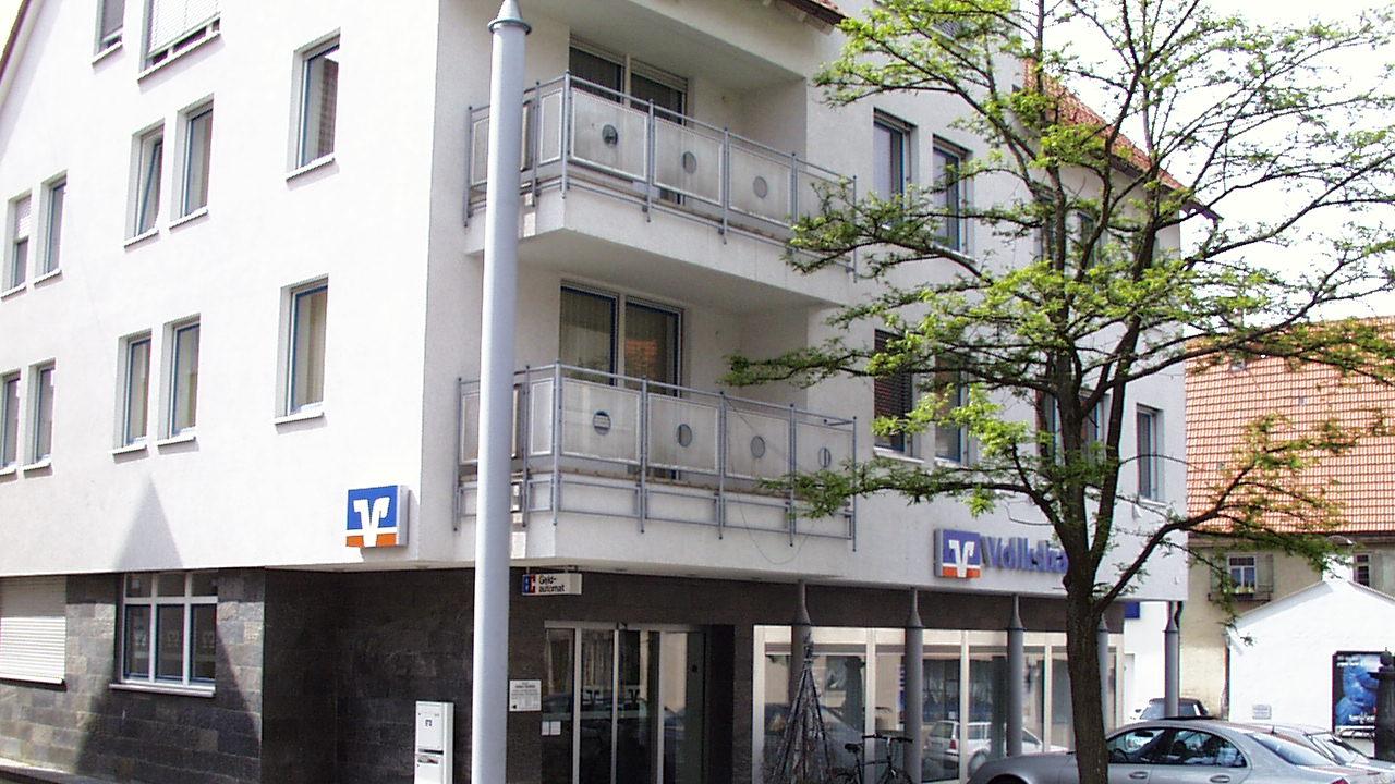 Vereinigte Volksbanken eG - Filiale Gönningen, Stöfflerplatz in Reutlingen