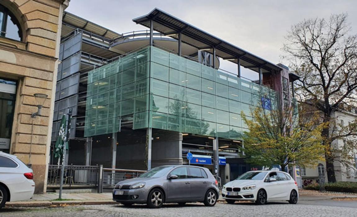 CONTIPARK Parkhaus Martin-Luther-Ring, Otto-Schill-Straße in Leipzig