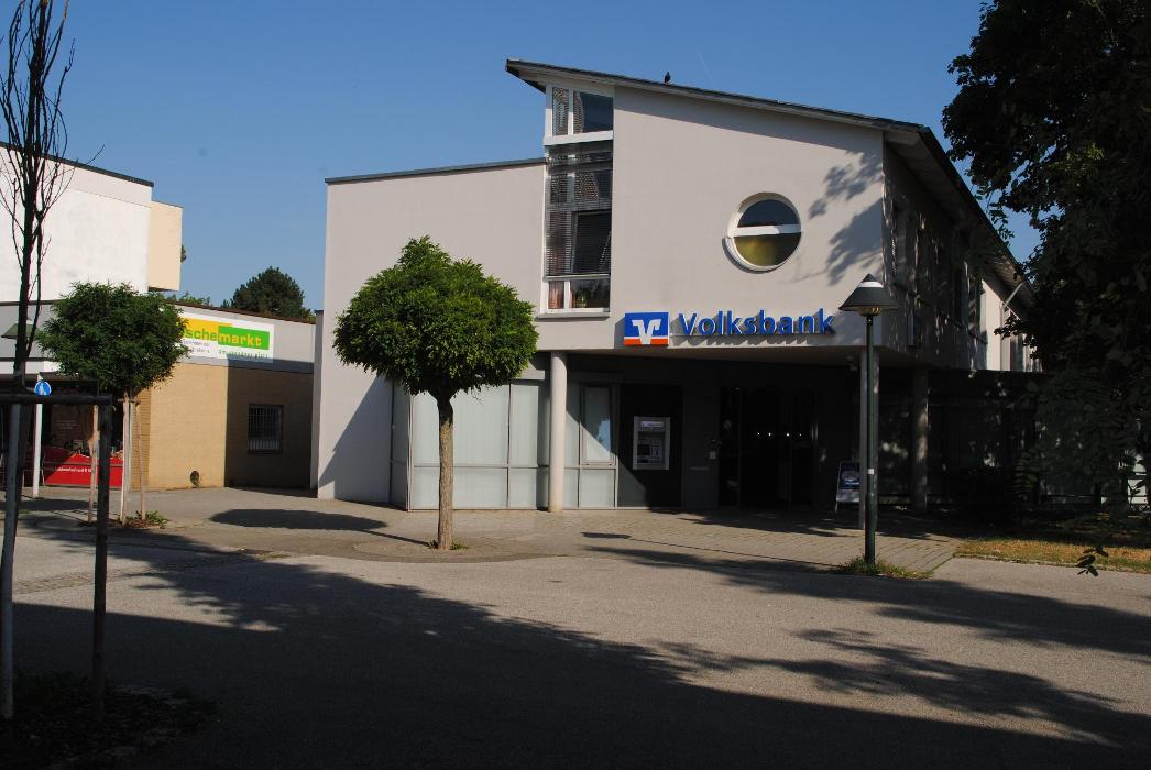 Vereinigte Volksbanken eG - Filiale Orschel-Hagen, Dresdner Platz in Reutlingen