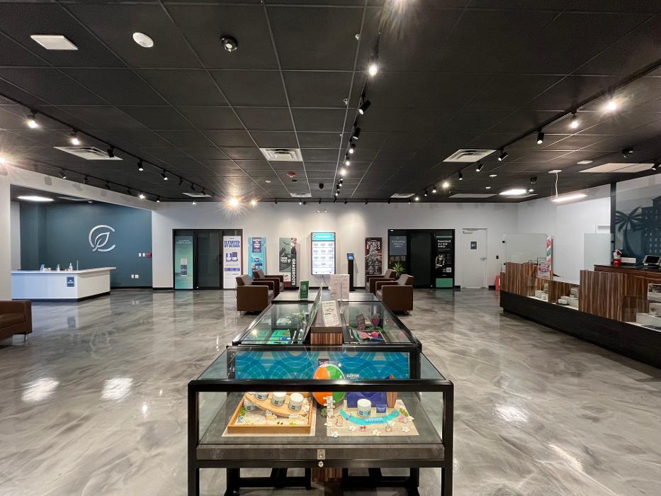 Curaleaf Dispensary West Palm Beach - West Palm Beach, FL