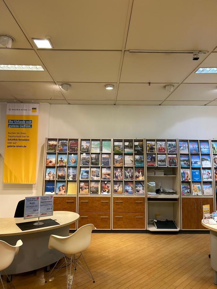 GALERIA Reisen Berlin Kreuzberg, Hermannplatz in Berlin