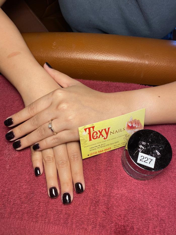 Texy Nails - Schertz, TX