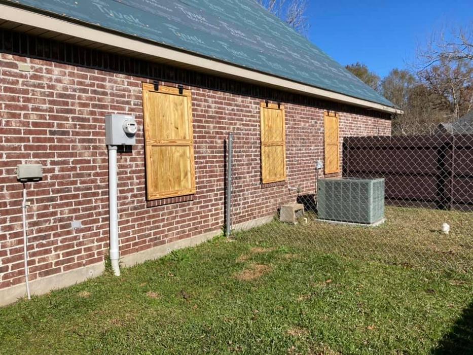 Custom Craft House LLC - Jennings, LA