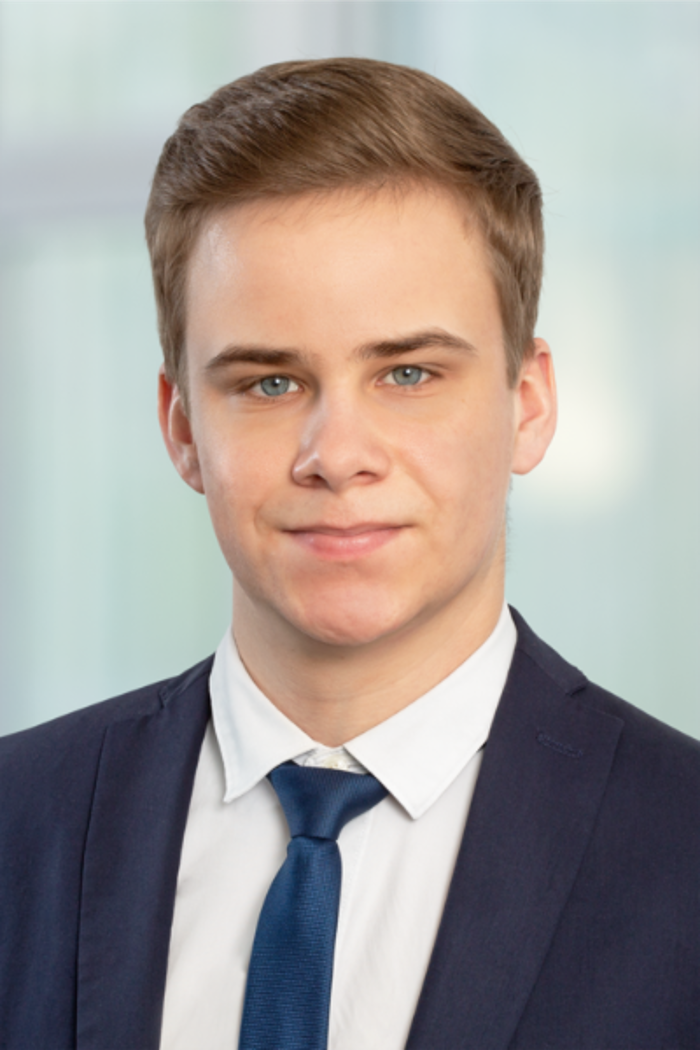 ERGO Versicherung Marwin Romanowski, Große Kalandstraße in Weißenfels