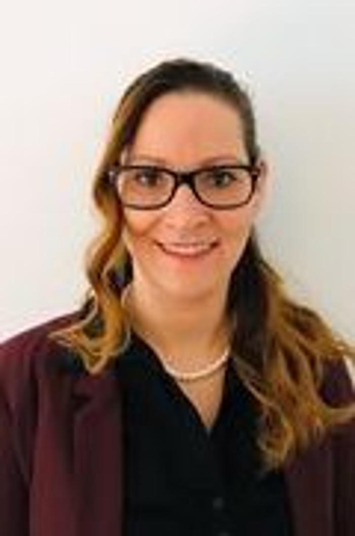 ERGO Versicherung Stephanie Kiskemper, Danziger Straße in Augustdorf