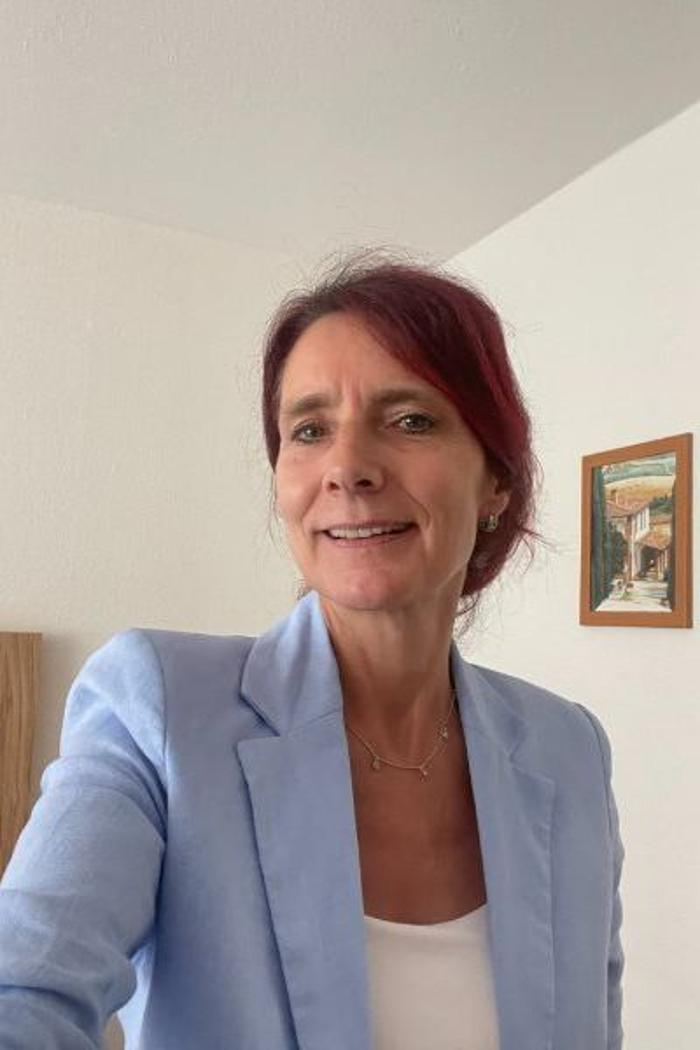 ERGO Versicherung Simone Warnke, Doberaner Straße in Retschow