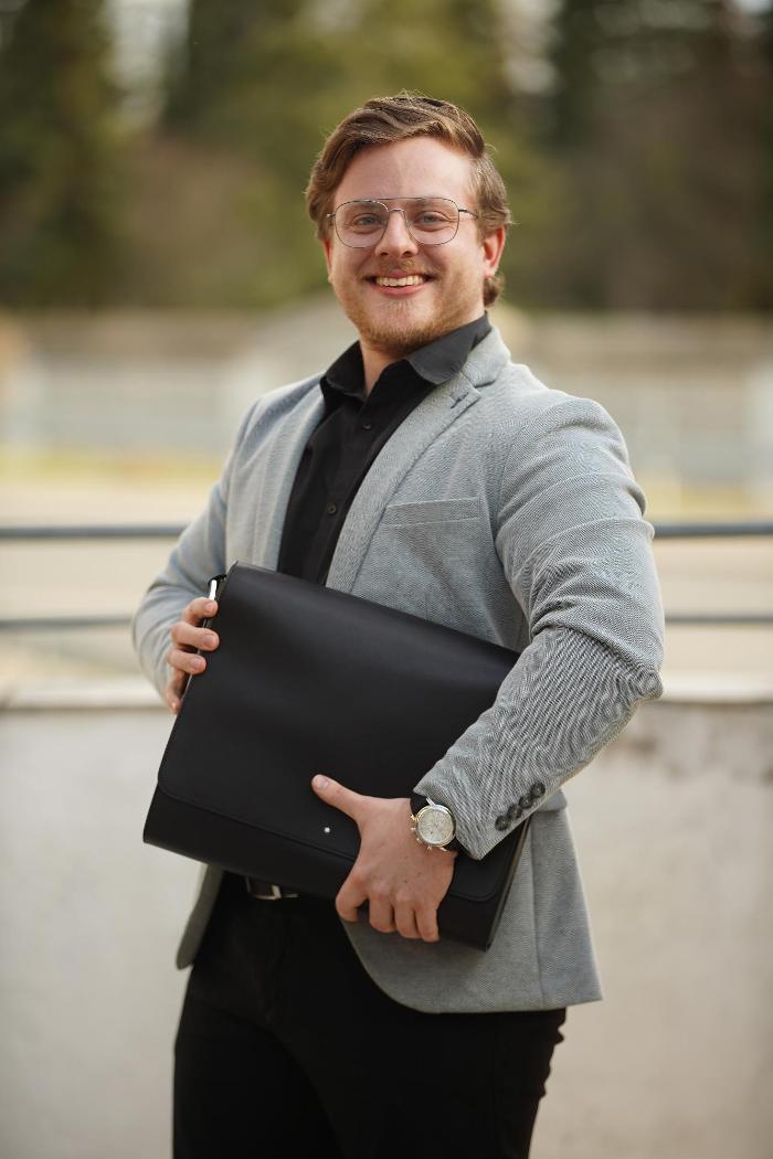 ERGO Pro Baran Mese, Zirndorfer Straße in Nürnberg