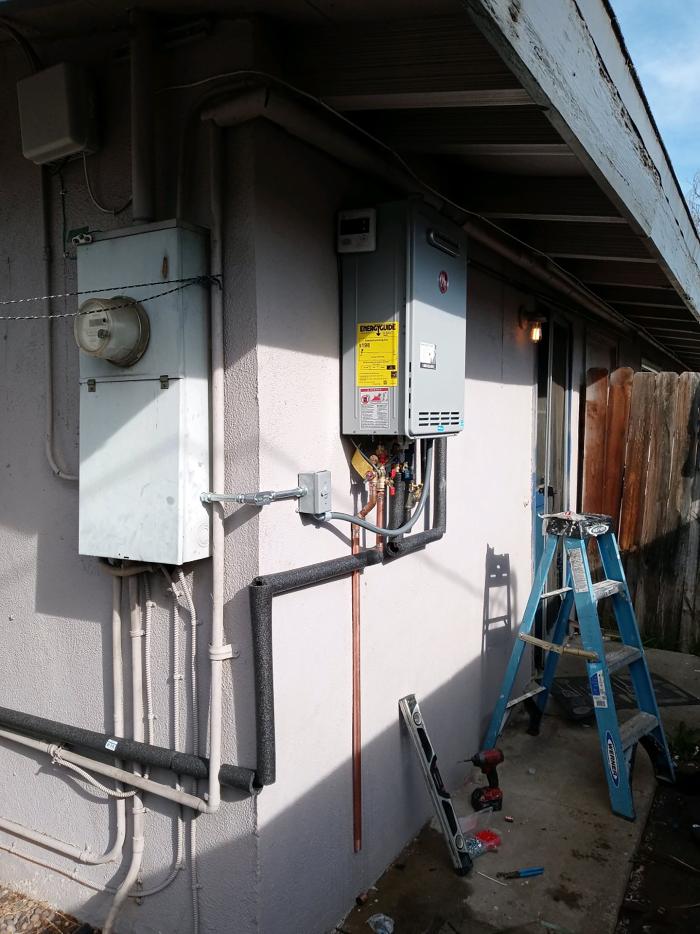 De Paz Plumbing - Pomona, CA