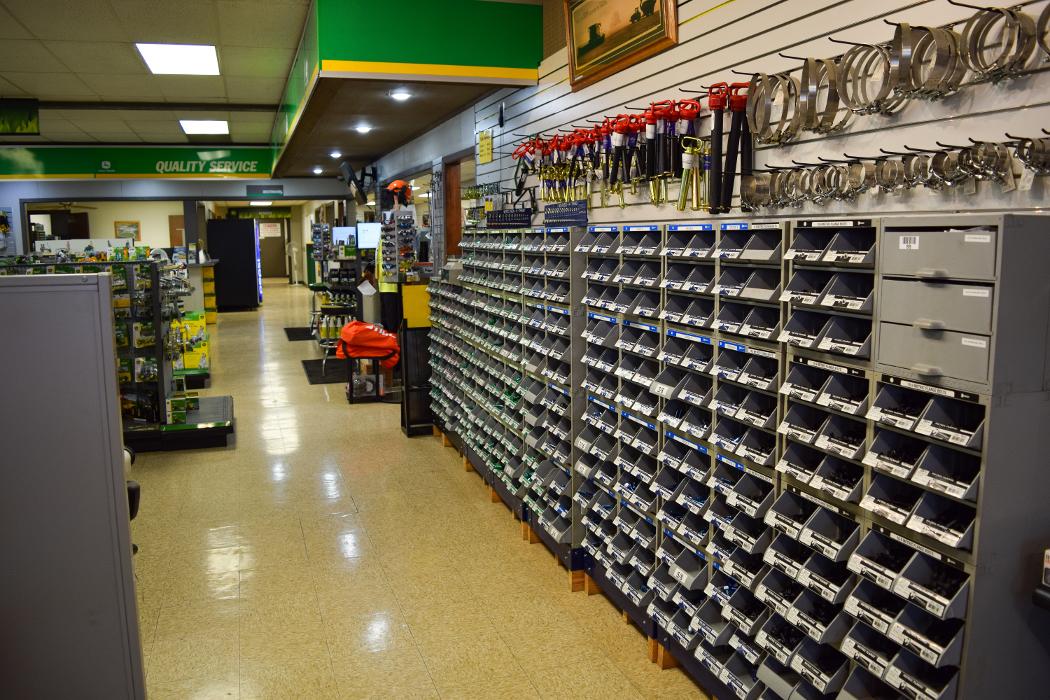 Prairie State Tractor - Lacon, IL