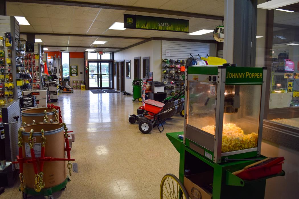 Prairie State Tractor - Lacon, IL