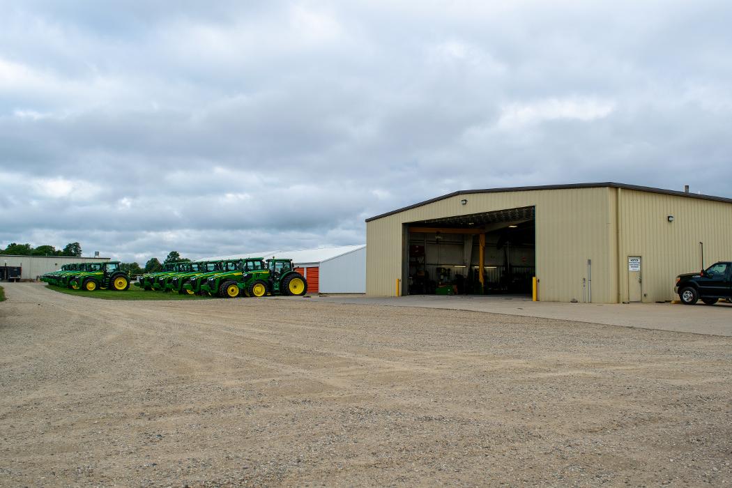Prairie State Tractor - Lacon, IL