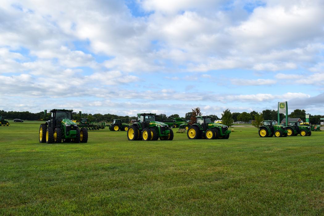 Prairie State Tractor - Lacon, IL