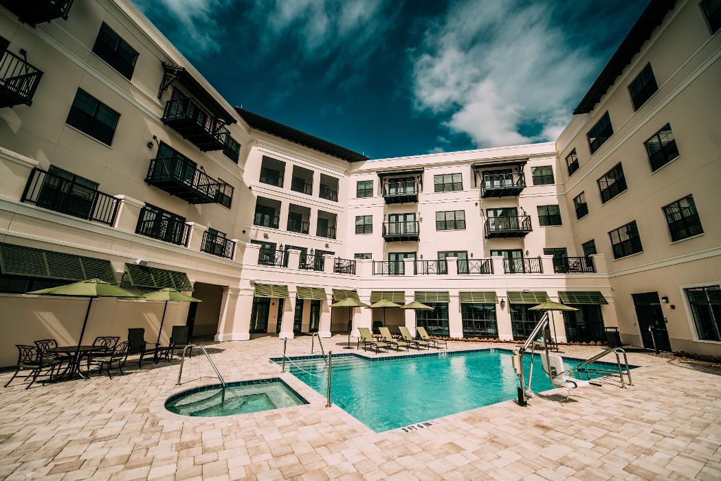 Grand Living At Lakewood Ranch - Sarasota, FL