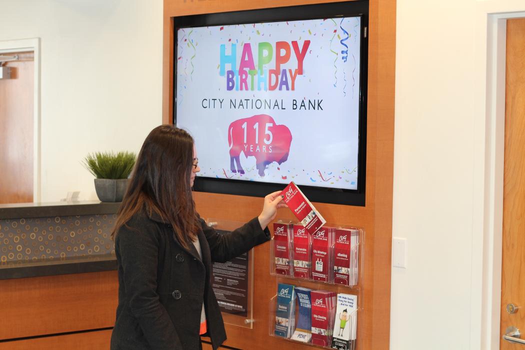 City National Bank & Trust Image