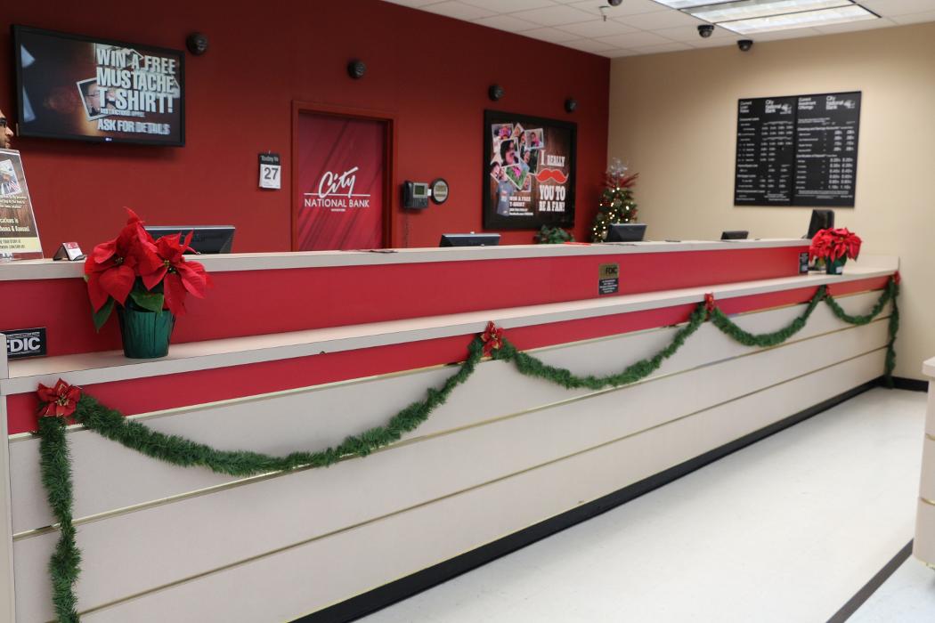 City National Bank & Trust Image