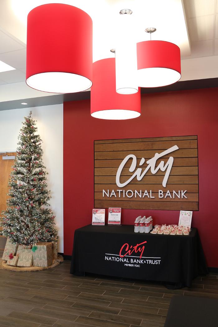 City National Bank & Trust Image