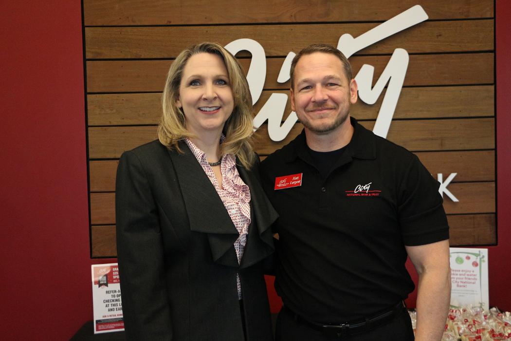 City National Bank & Trust Image