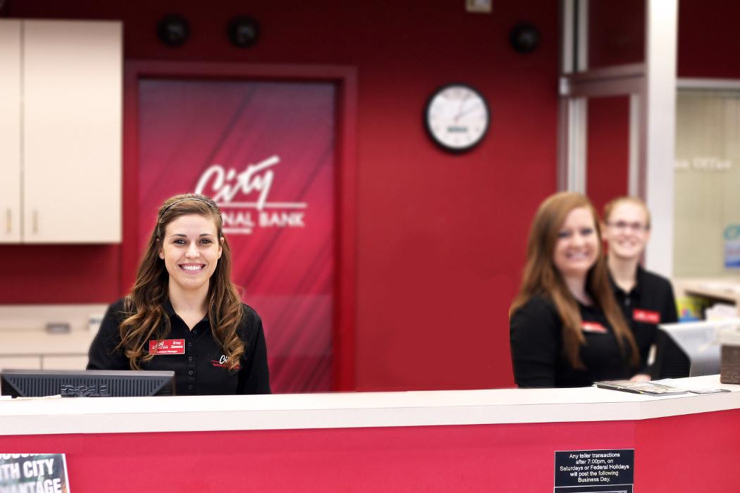 City National Bank & Trust Image