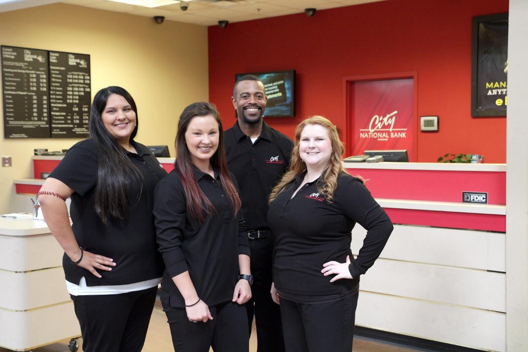 City National Bank & Trust Image