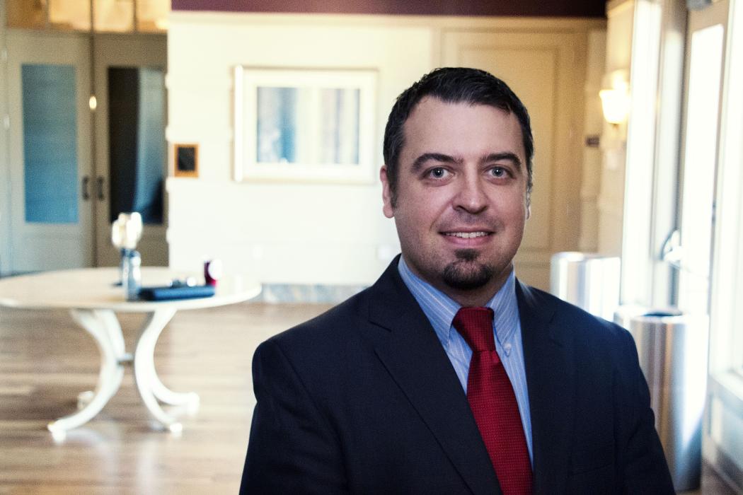 City National Bank &amp; Trust Logo