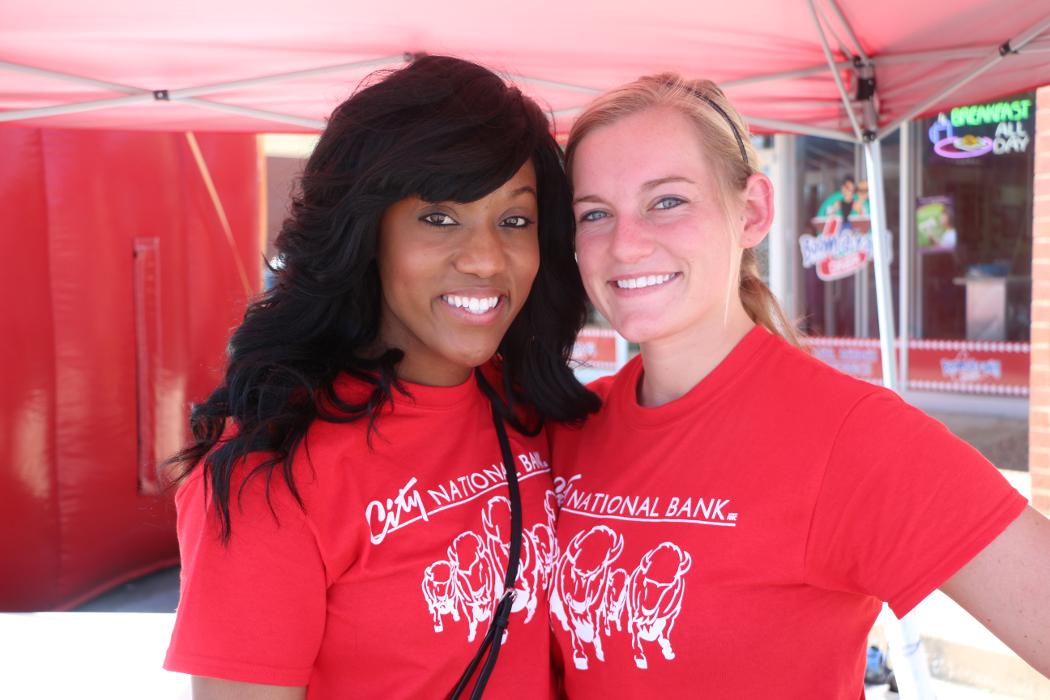 City National Bank & Trust Image