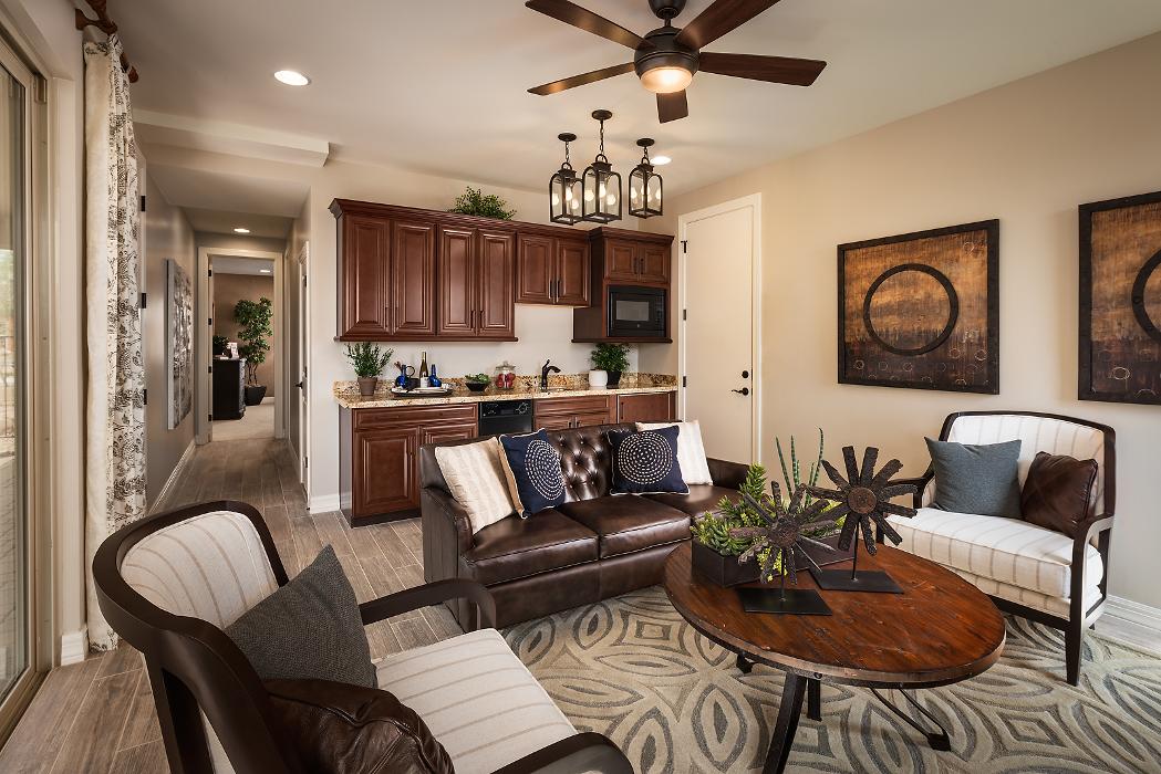 Estates at The Meadows by Tri Pointe Homes - Peoria, AZ