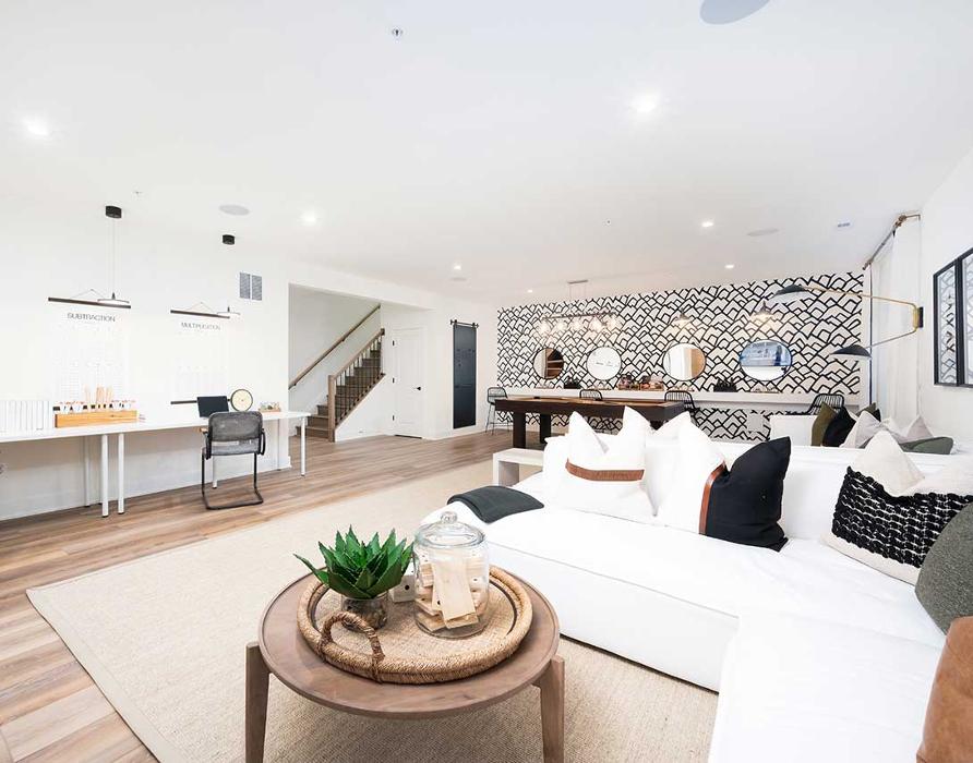 Landsdale Single Family Homes by Tri Pointe Homes - Monrovia, MD