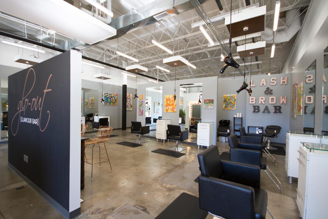 Glo-Out Glamour Bar - Charlottesville, VA