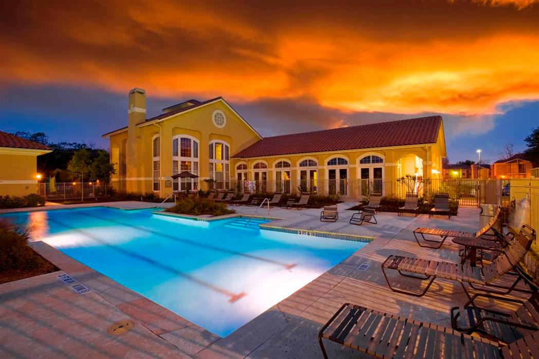 Costa Verde - Clute, TX