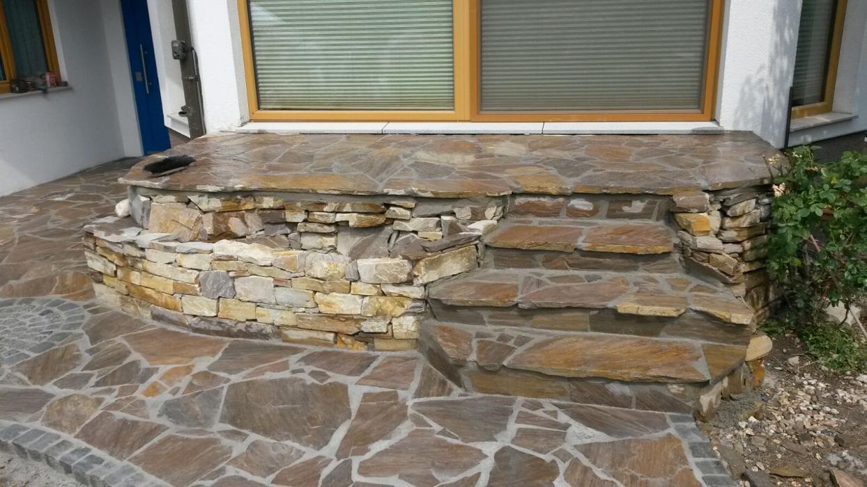 Hojsak Christian Gartengestaltung, Corneliusgasse in Perchtoldsdorf