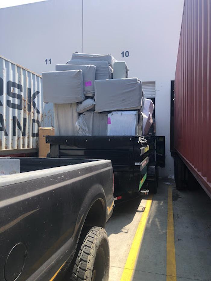 OH Junk It Junk Removal - Lancaster, CA