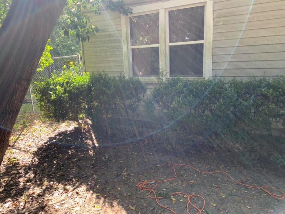 Elegant Lawncare & Maintenance - Lake Ozark, MO