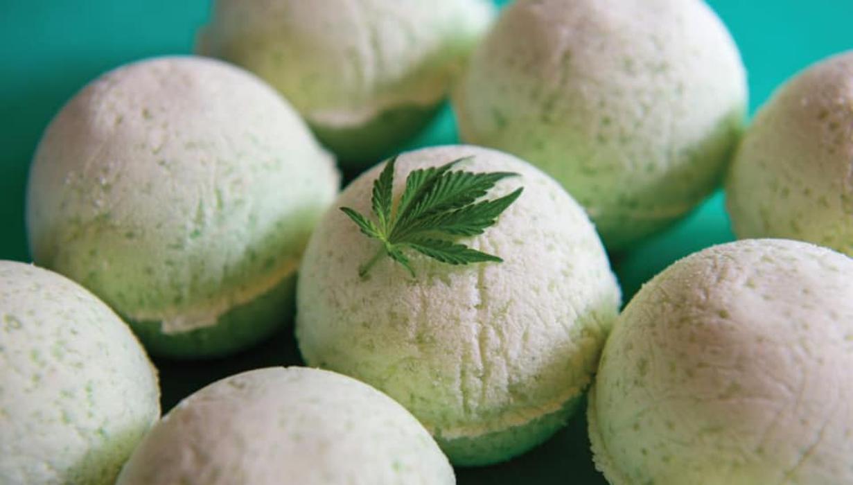 The Flower Shop Plus - Henryetta, OK