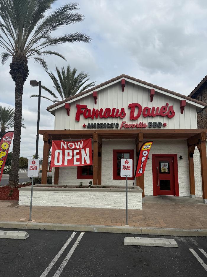 Famous Dave's Bar-B-Que Image