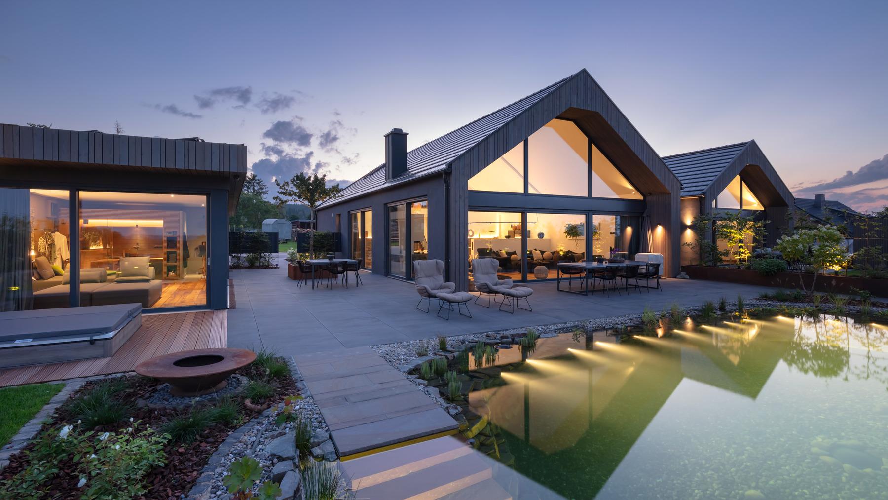 Brandenstein Bauelemente - Haustüren und Fenster, Thunbuschstraße in Haan