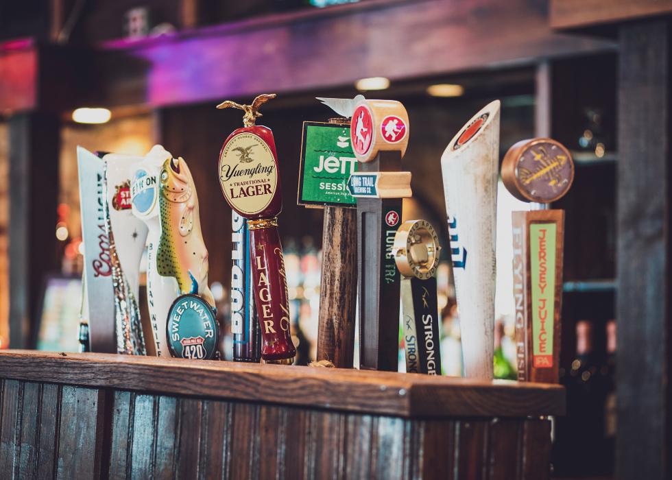 Moore's Tavern & Sports Bar - Freehold, NJ