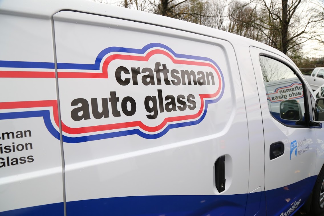 Craftsman Auto Glass Surrey (604)514-3063